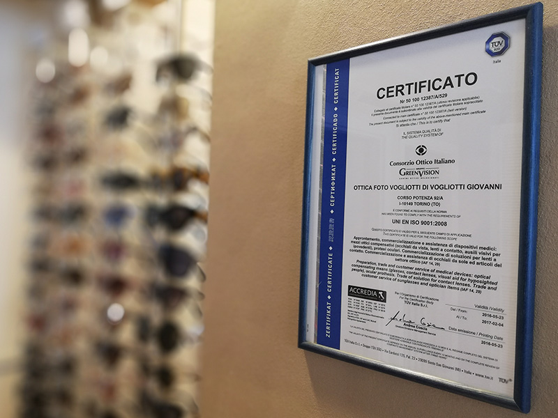 Dettaglio del certificato UNI EN ISO di Ottica Vogliotti a Torino.